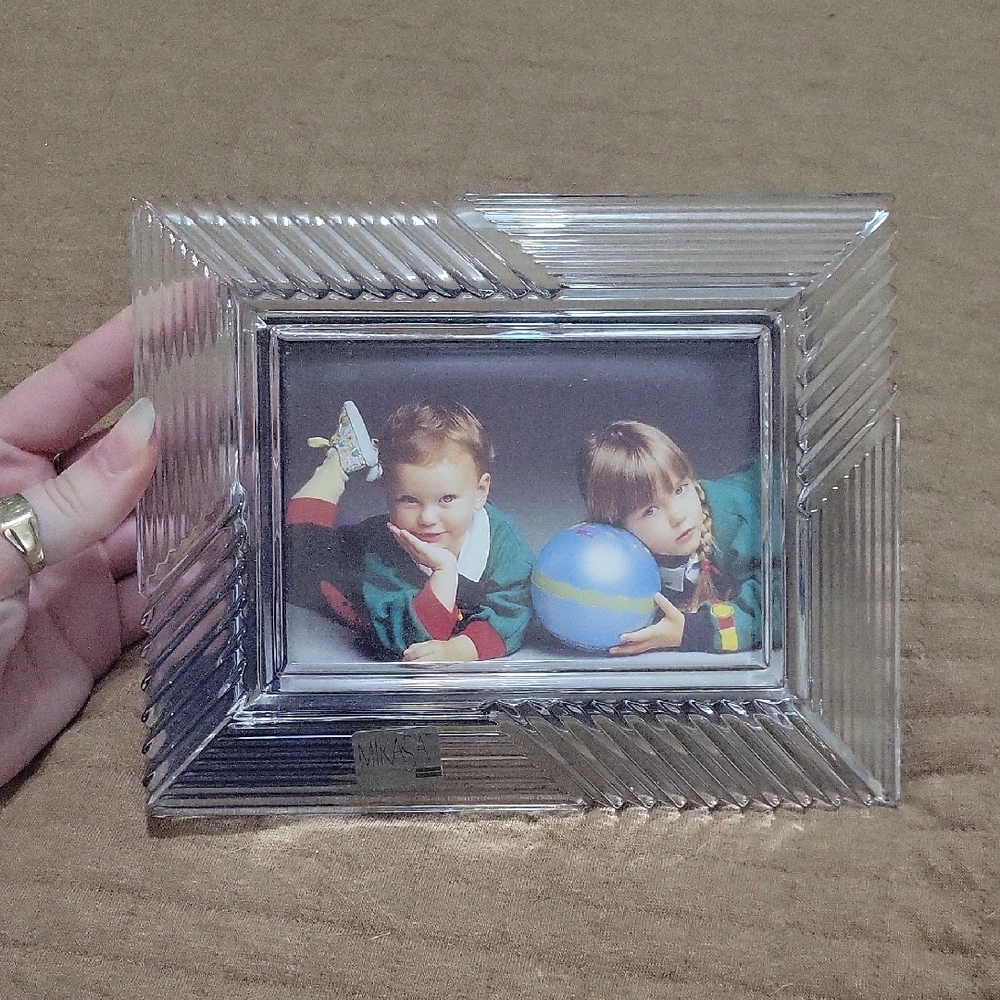 NWOT • Mikasa • Crystal Photo Frame